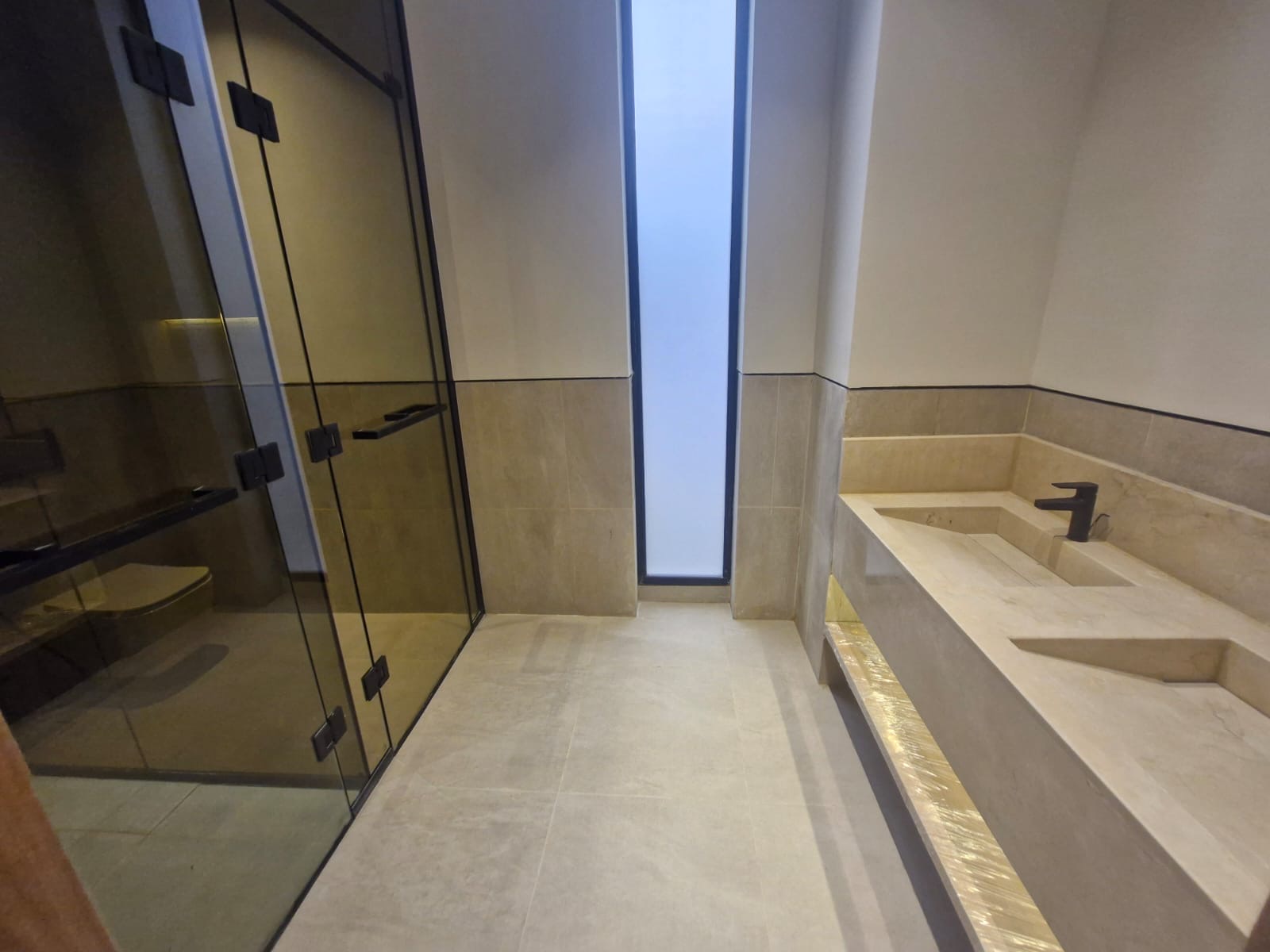 **Luxury Villa for Rent in Rital Ewan District, Roshan Front 🏡**